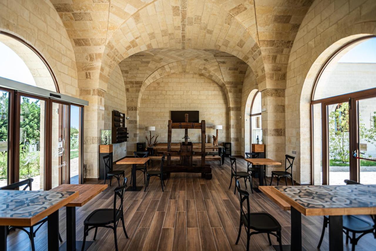 Masseria Torleanzi Wine Relais San Pietro Vernotico Exterior photo
